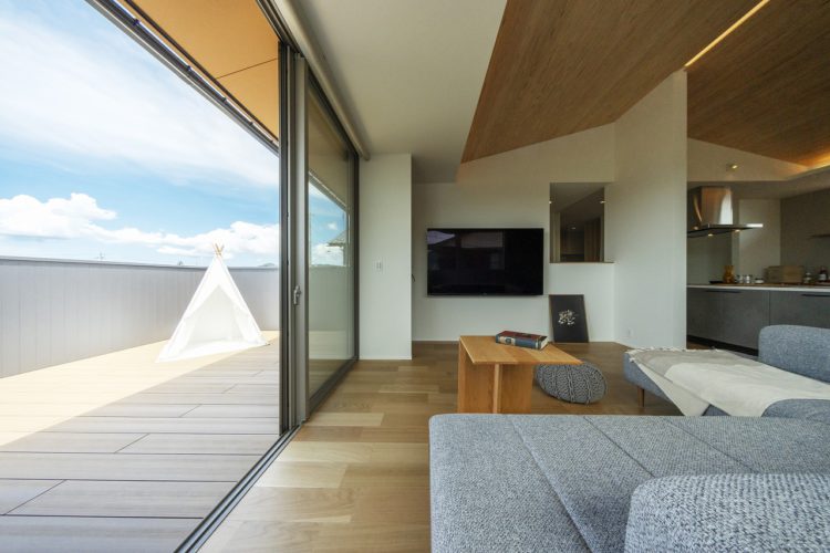 2階リビングから見える景色（永森建設施工事例）