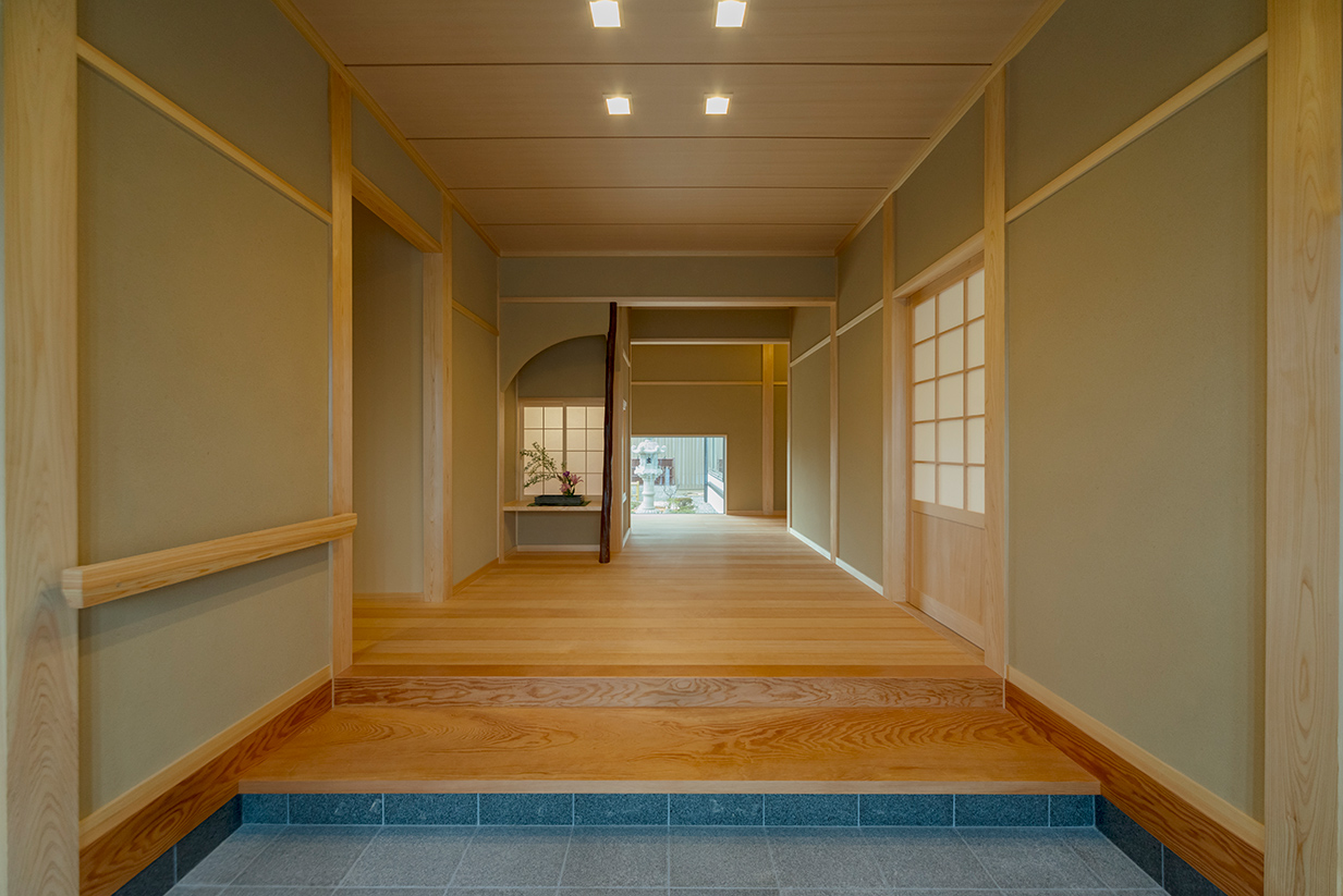 和の雰囲気の玄関