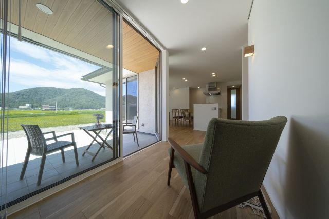 くつろぎスペースから見る風景