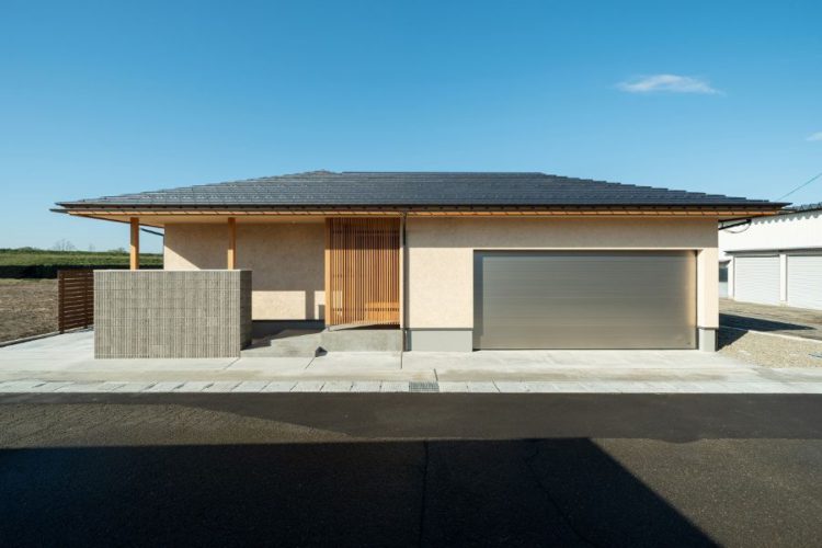 平屋の和モダンガレージハウス
