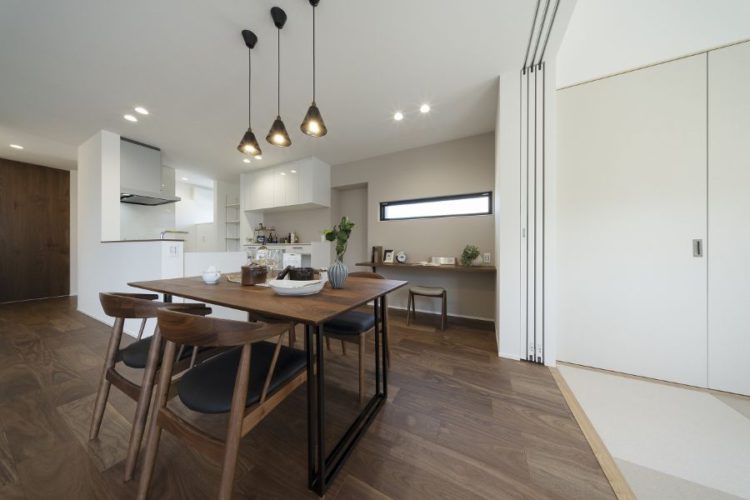 LDKと和室の境もハイドア