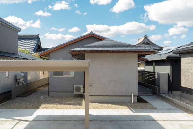 寄棟と切妻の平屋